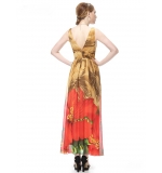 Длинное платье с крупными цветами